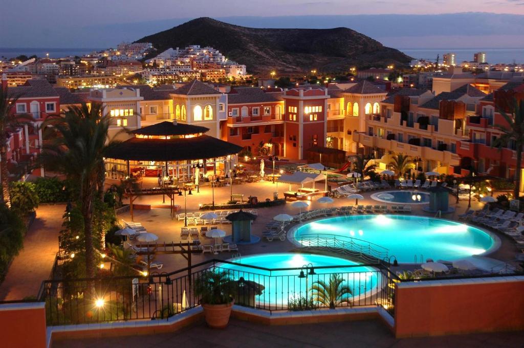 Apartamentos Granada Park Playa de las Américas Eksteriør billede